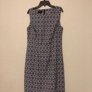 Geometric Pattern Shift Dress